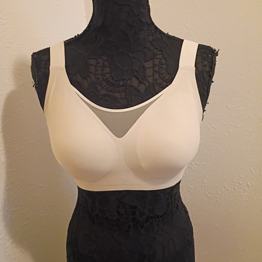 Elegant Cream Wireless Bra